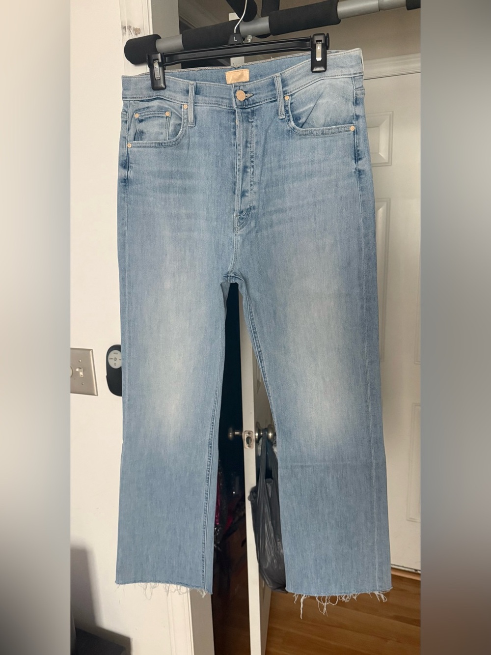 Awesome Mother Denim The Tripper Ankle Fray Jeans in Island Time - Sz 32